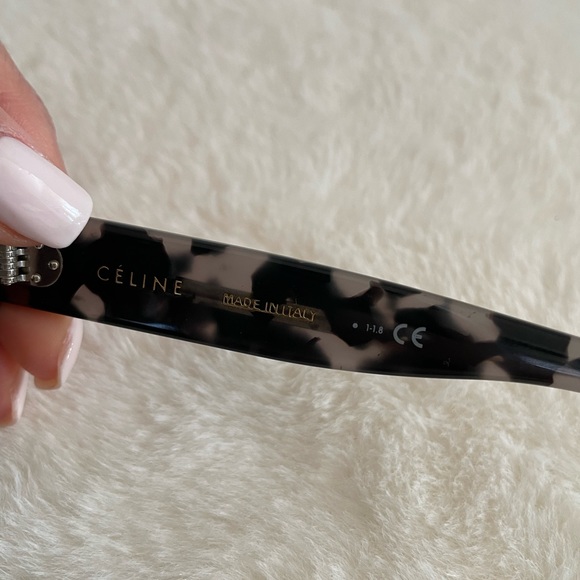 Classic Celine Tortoise Sunglasses - Picture 5 of 6